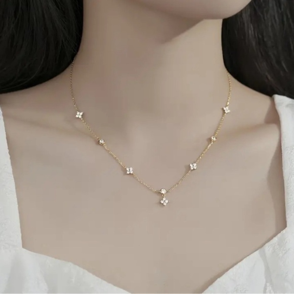 Sterling Silver Four Leaf Clover Zircon Dainty Tiny Delicate Necklace
